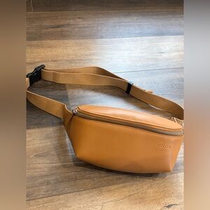 Like new Monos Metro Sling belt bag